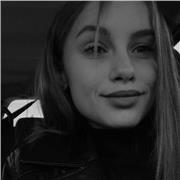 Lycéenne de 15 ans, avec un assez bon niveau en mathématique